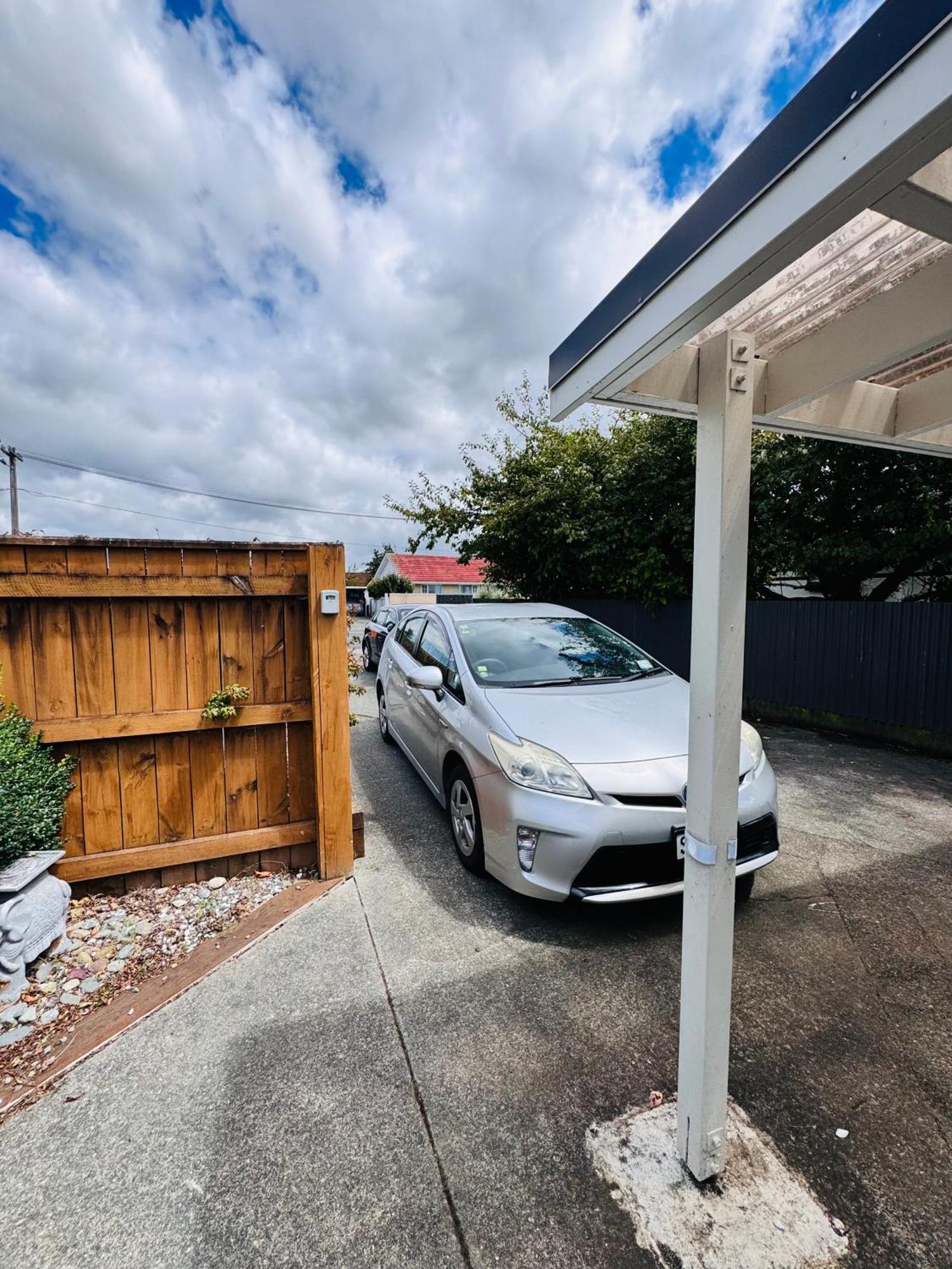 Modern 1 Bedroom Guest House Upper Hutt Bagian luar foto